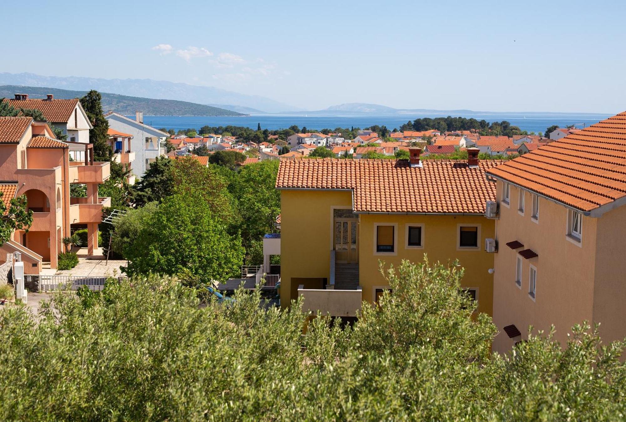 Apartment Lela Krk Town Exterior foto